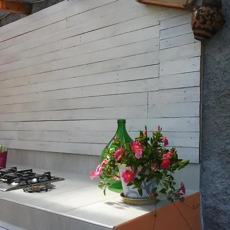 L'iris Bed and Breakfast *